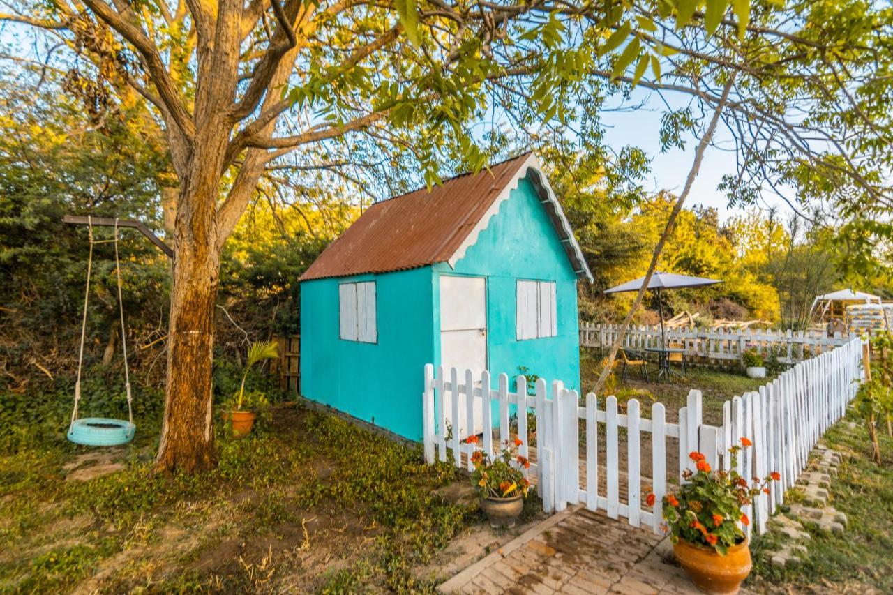 Luchy'S Country House Hostel Ίκα Εξωτερικό φωτογραφία